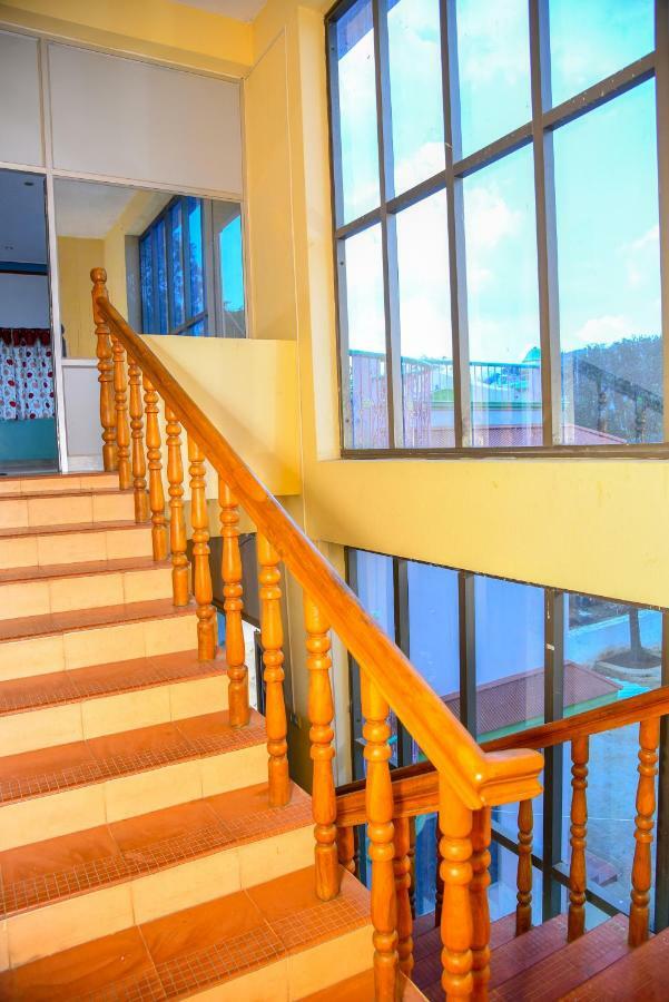 Mahathi Resort And Spa Yelagiri Ngoại thất bức ảnh